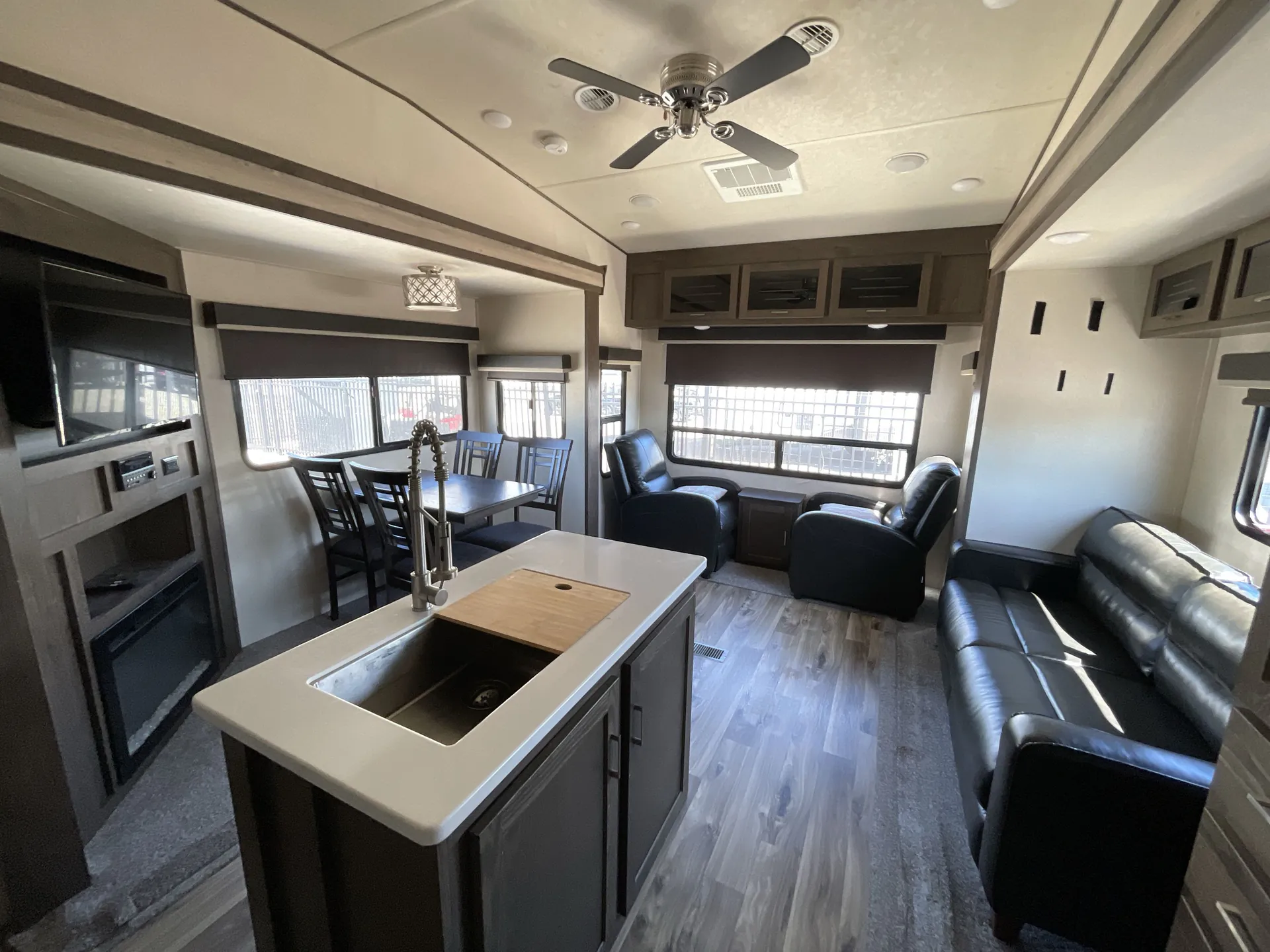 2019 Forest River Salem Hemisphere 286RL — living area main
