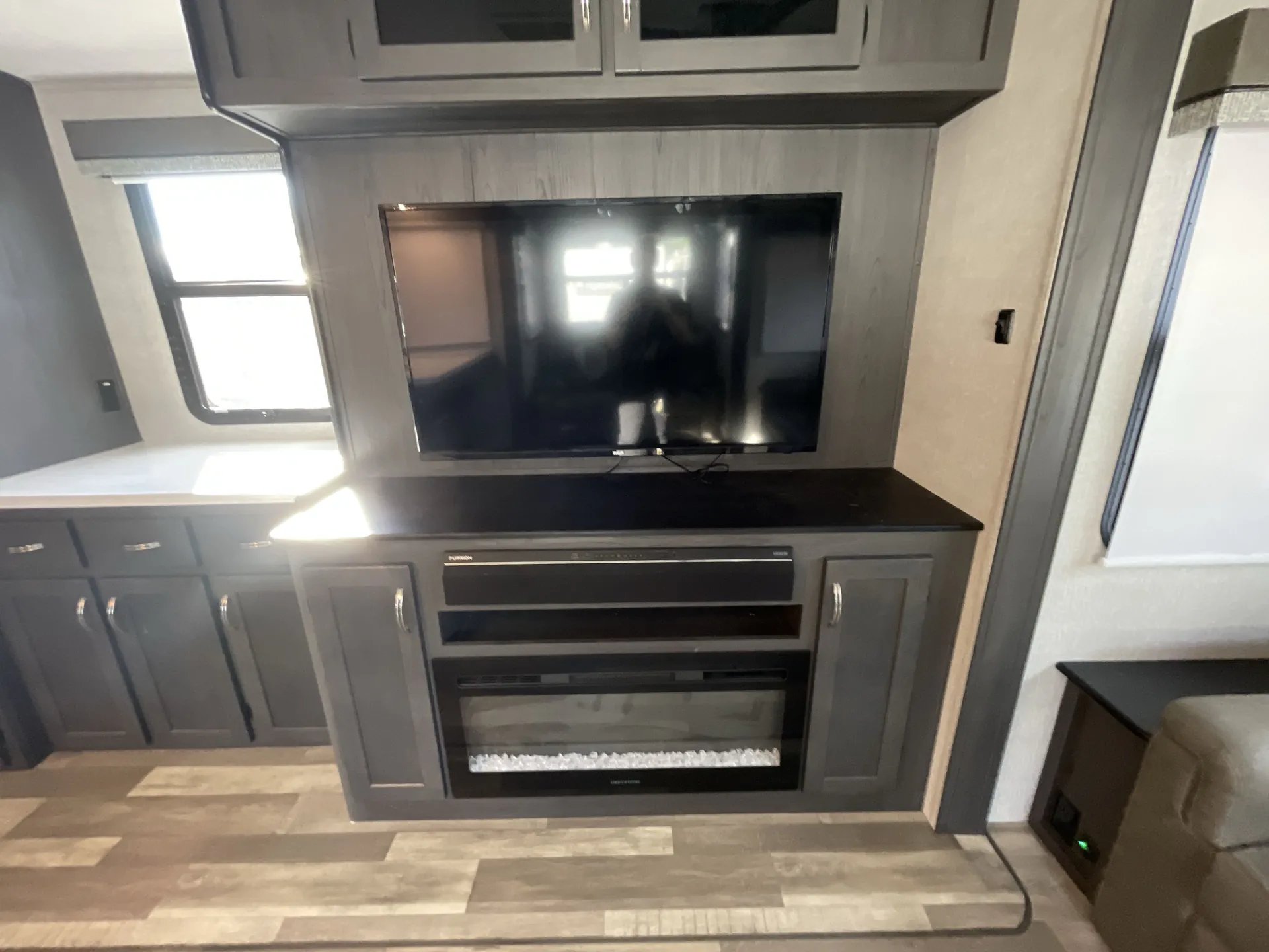 2024 Coachmen Brookstone 352RLD — living area main