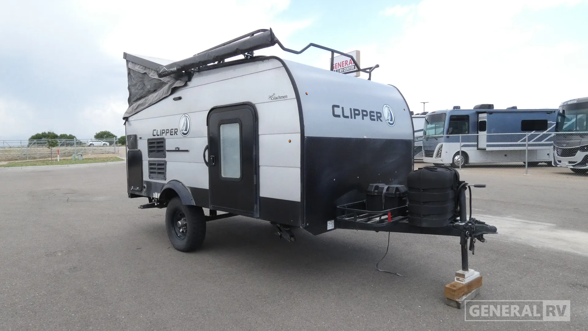 2022 Coachmen Clipper Camping Trailers 12.0 TD MAX - Photo 2