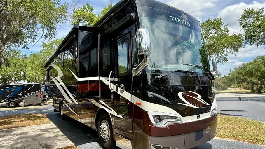2023 Tiffin Allegro Bus 35 CP - Photo 2