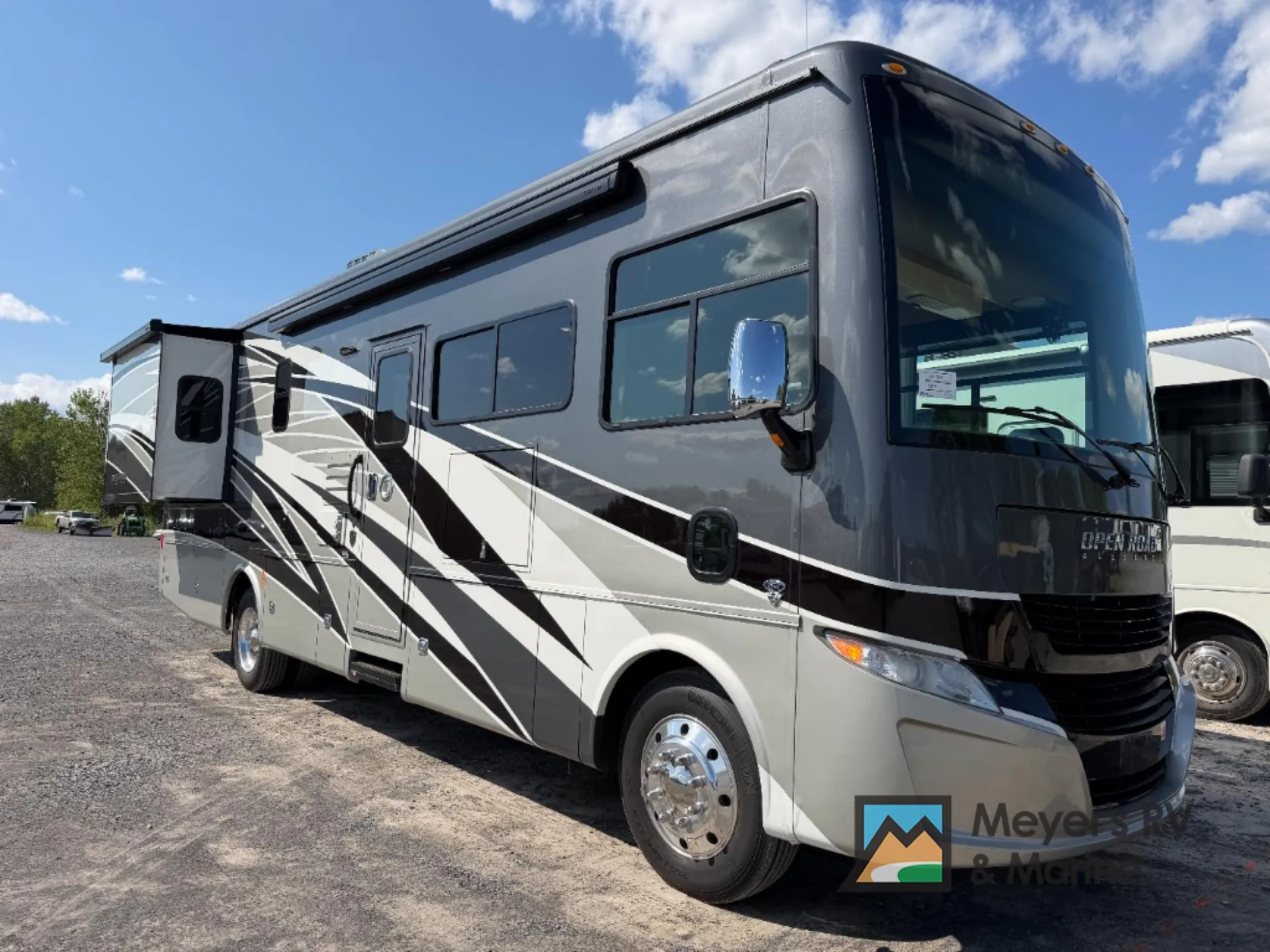 2022 Tiffin Open Road Allegro 32 FA - Photo 2