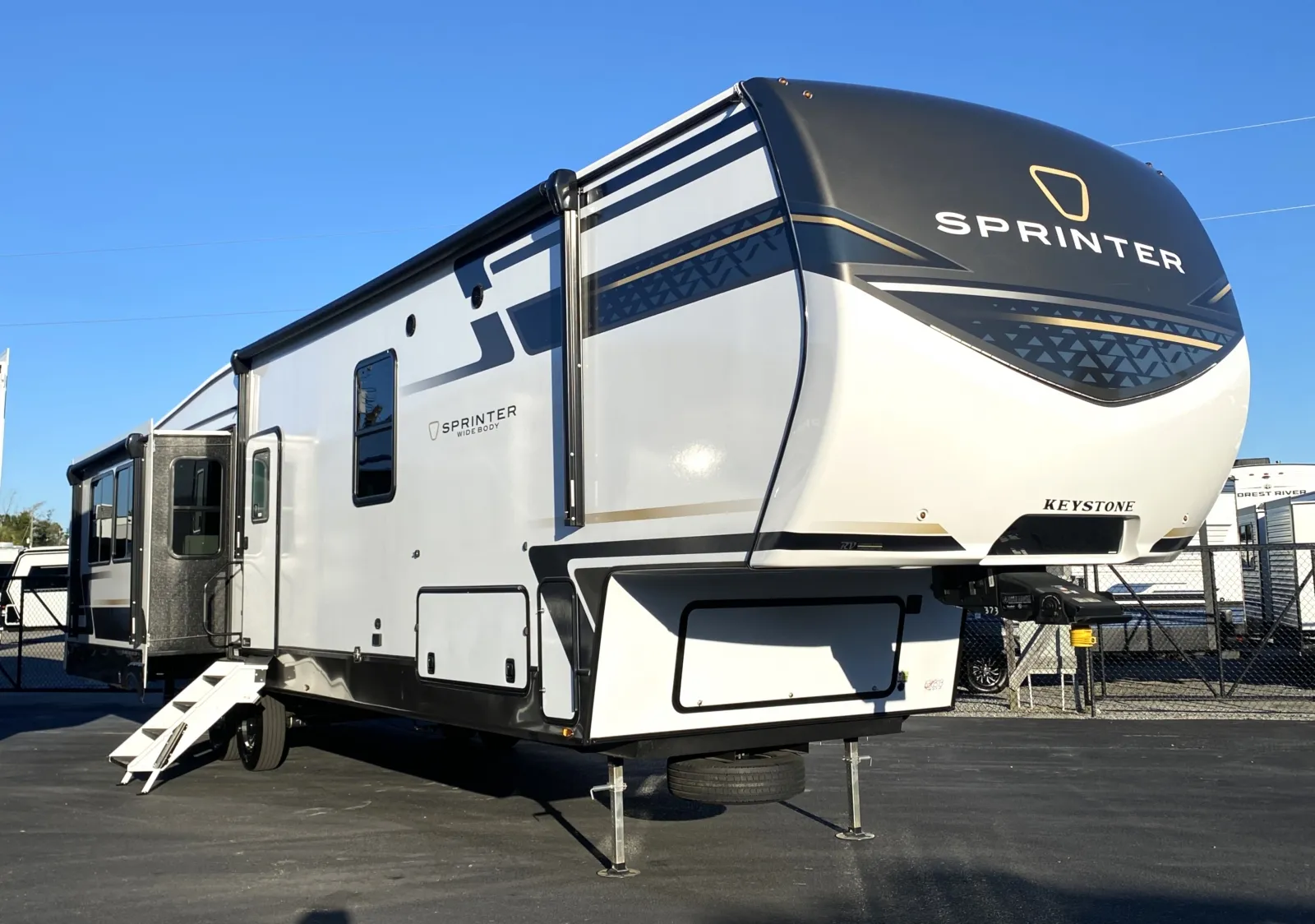 2026 Keystone Sprinter 3840LRK - Photo 2