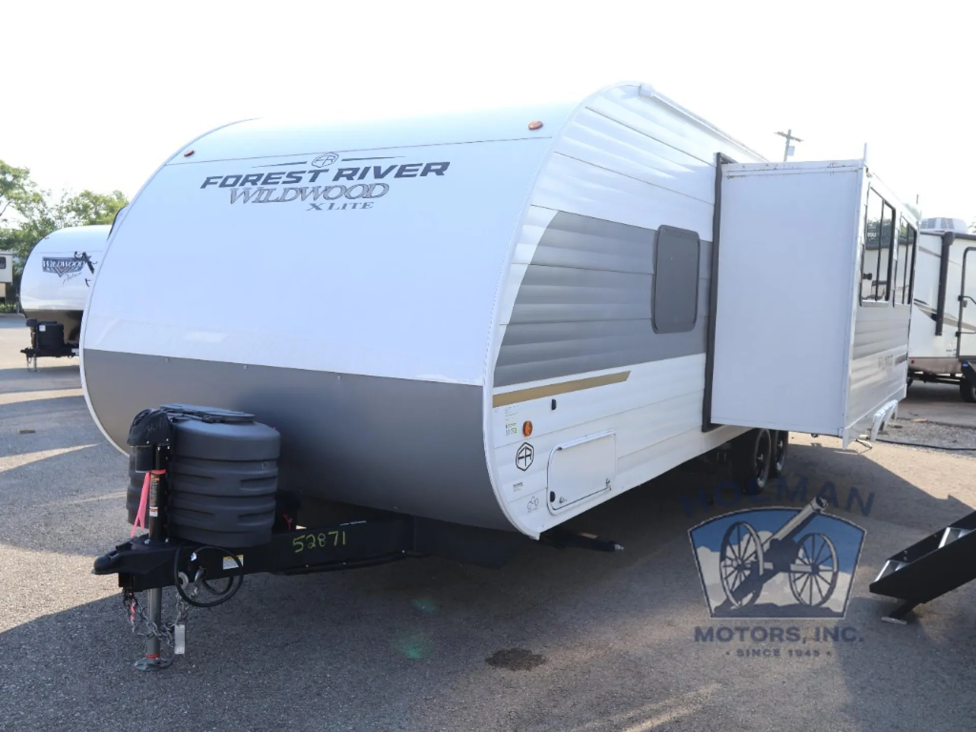 2025 Forest River Wildwood X-Lite 25ICE - Photo 4