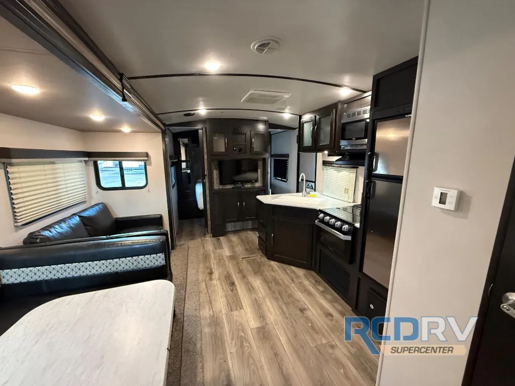 2019 Forest River Surveyor Legend 295QBLE, Photos photo 12
