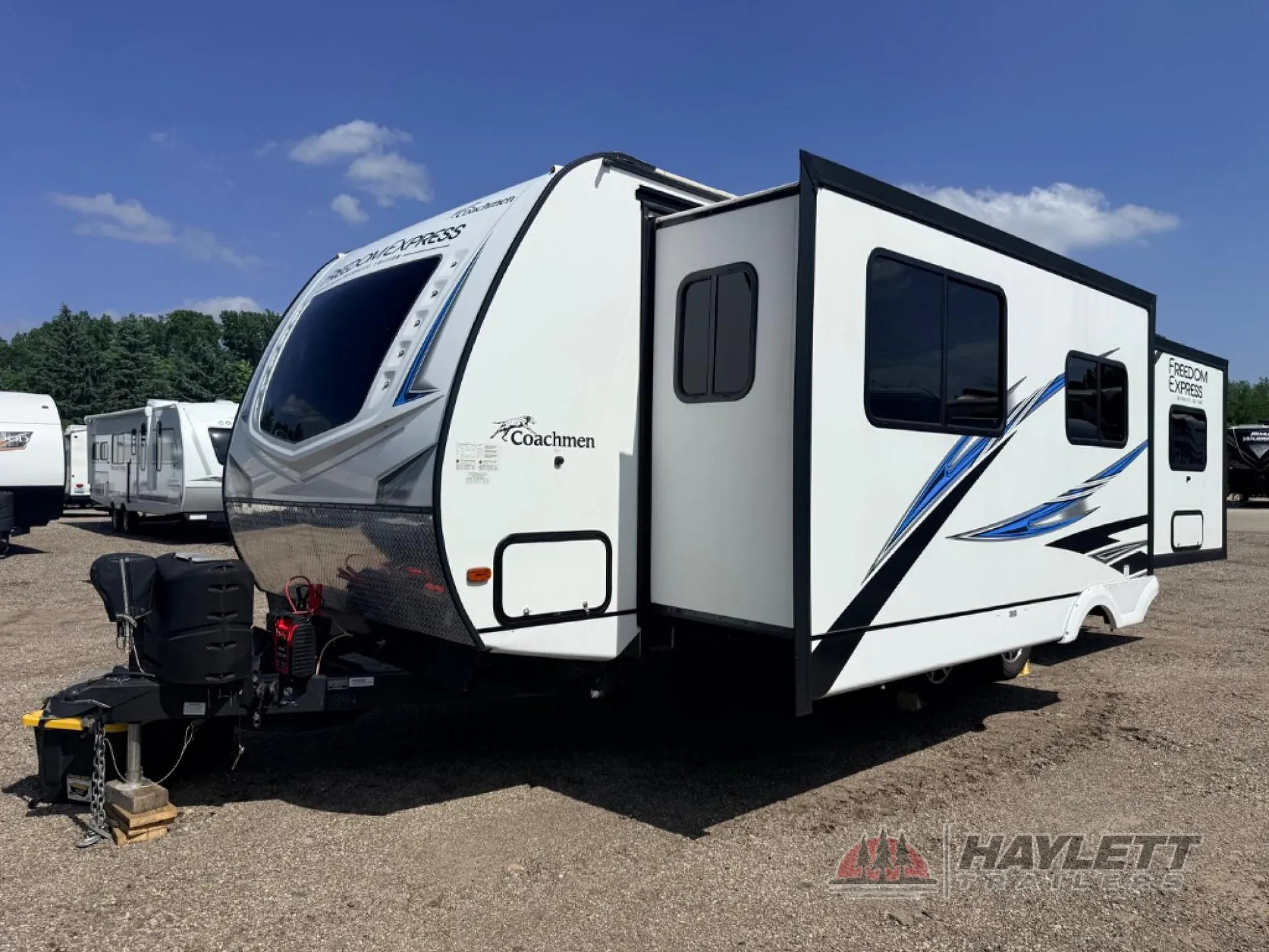 2021 Coachmen Freedom Express Ultra Lite 259FKDS - Photo 3