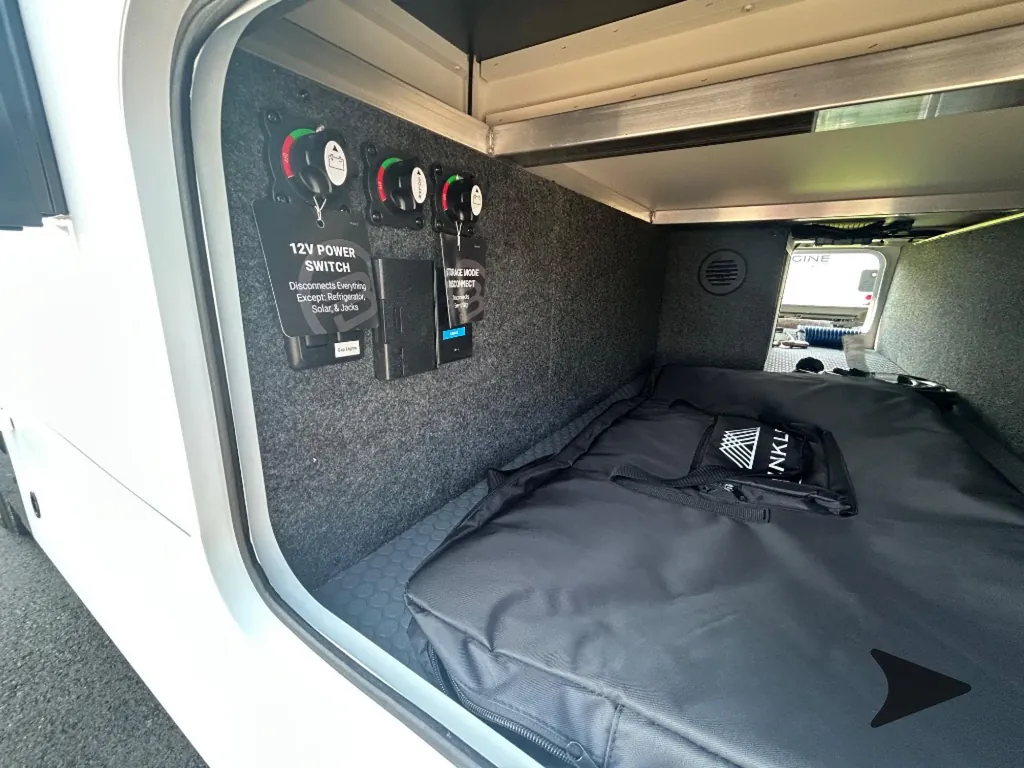 2026 Brinkley Model Ix 20X, Photos photo 12