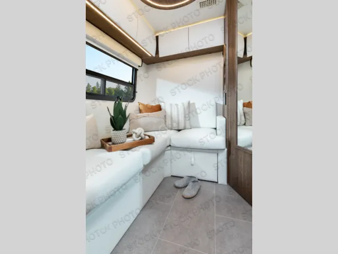 2026 Leisure Travel Unity 24FX - Photo 4