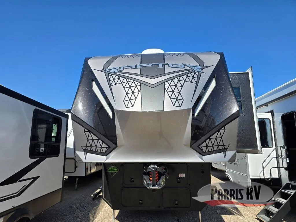 2025 Keystone Raptor 441 - Photo 3