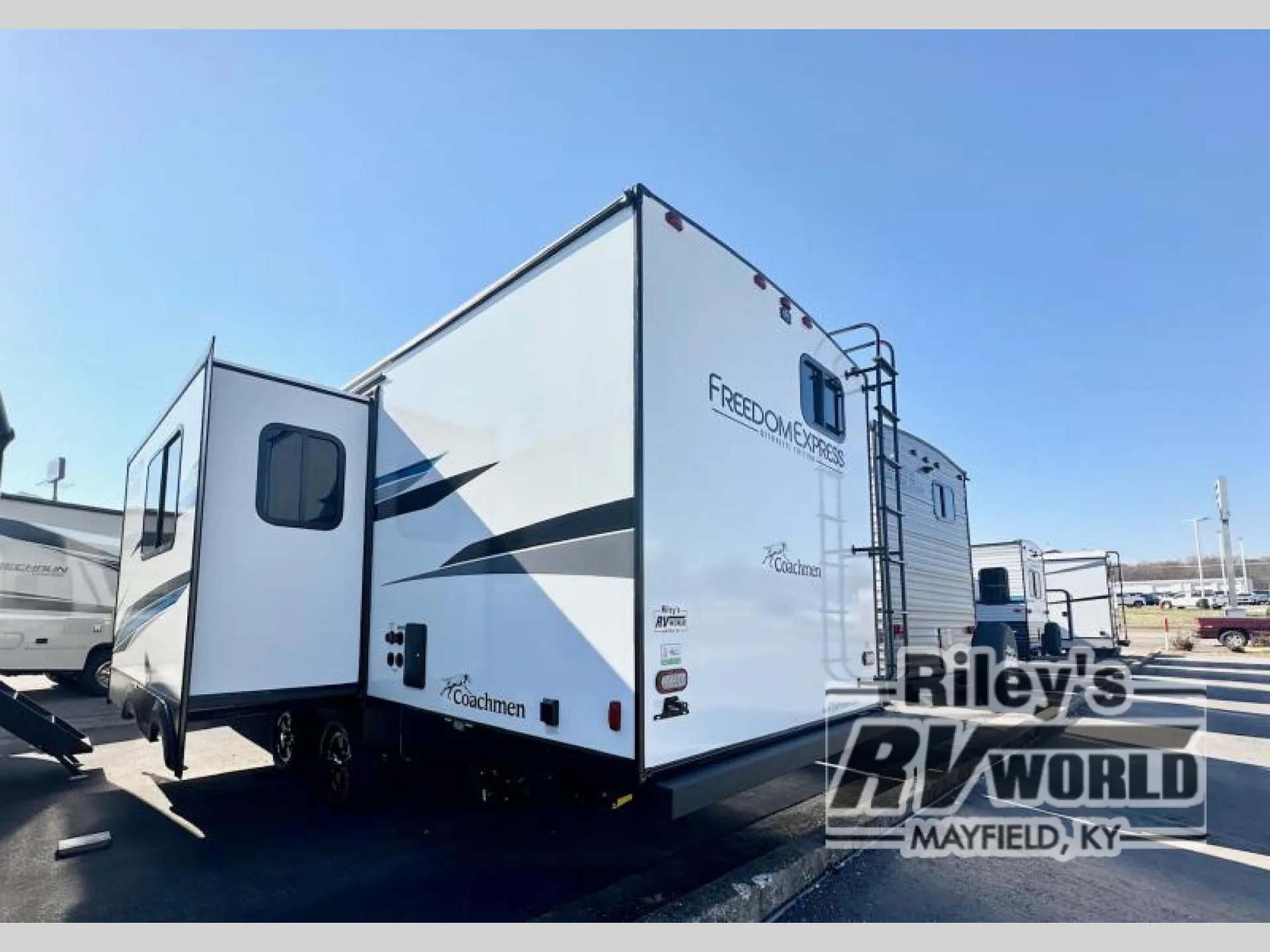2024 Coachmen Freedom Express Ultra Lite 258BHS - Photo 4