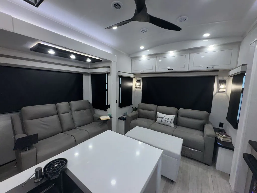 2026 Jayco Pinnacle 36FBTS, Photos photo 16