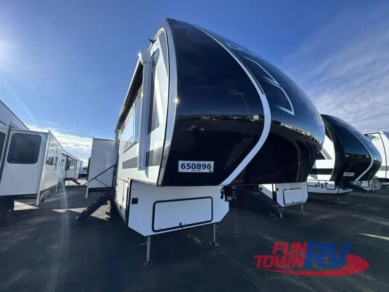 2026 KZ Durango 321RKT - Photo 2