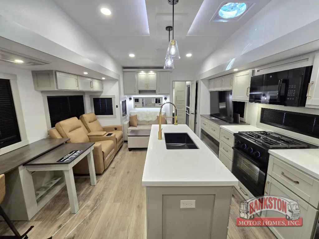 2026 Brinkley Model Z 3515, Photos photo 17