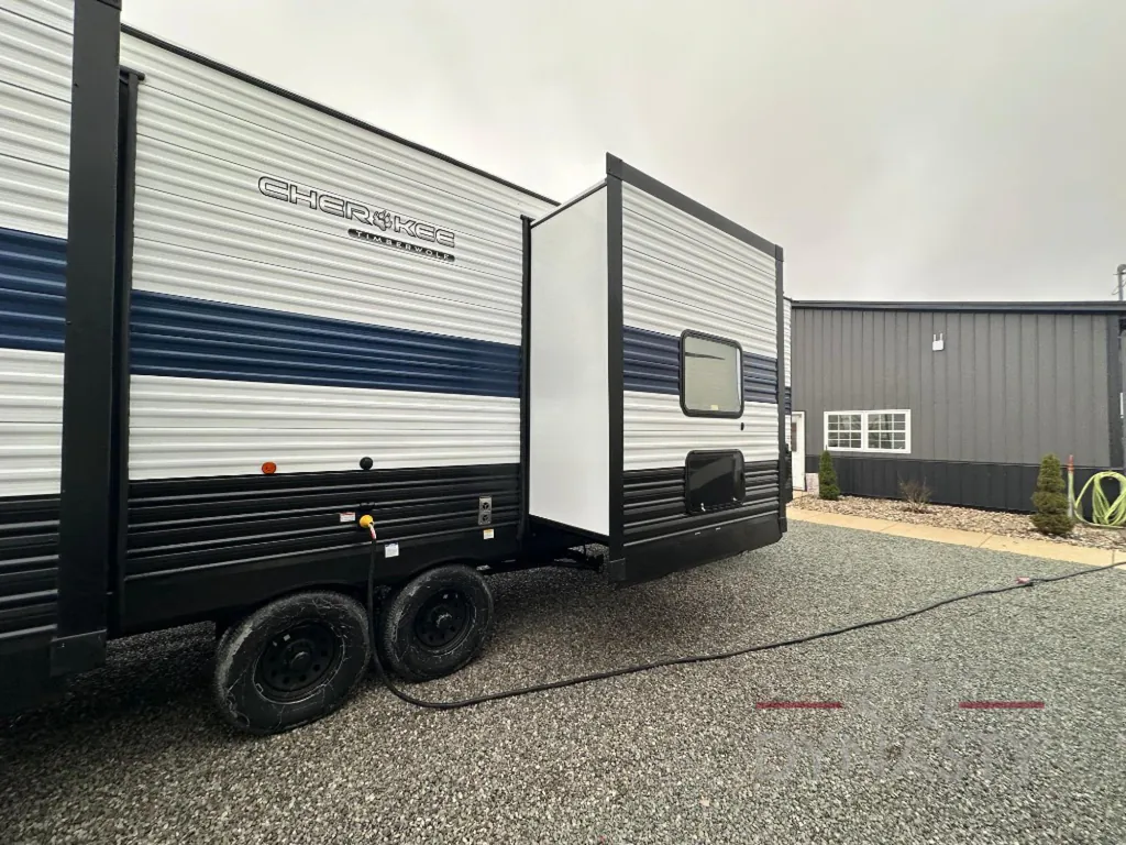 2025 Forest River Cherokee Timberwolf 39NA, Photos photo 9
