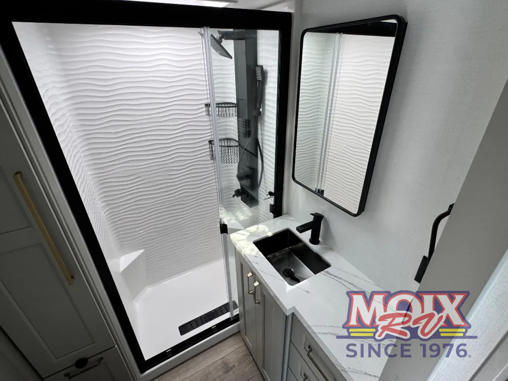2026 Brinkley Model G 3520, Photos photo 59