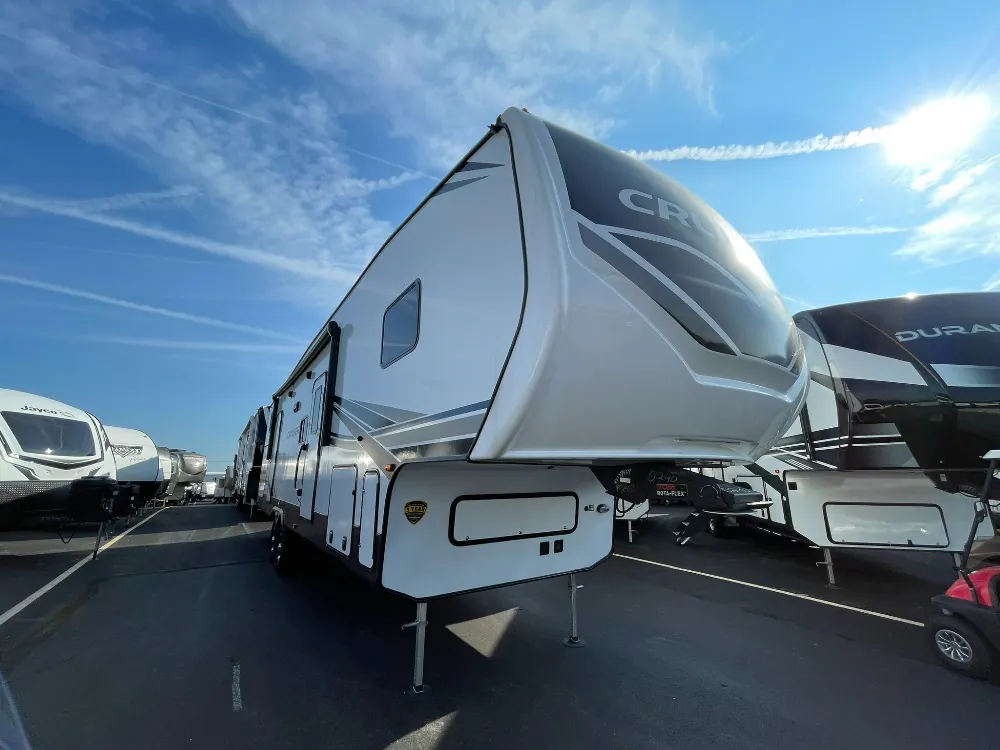 2024 CrossRoads Cruiser Aire CR32BH - Photo 2
