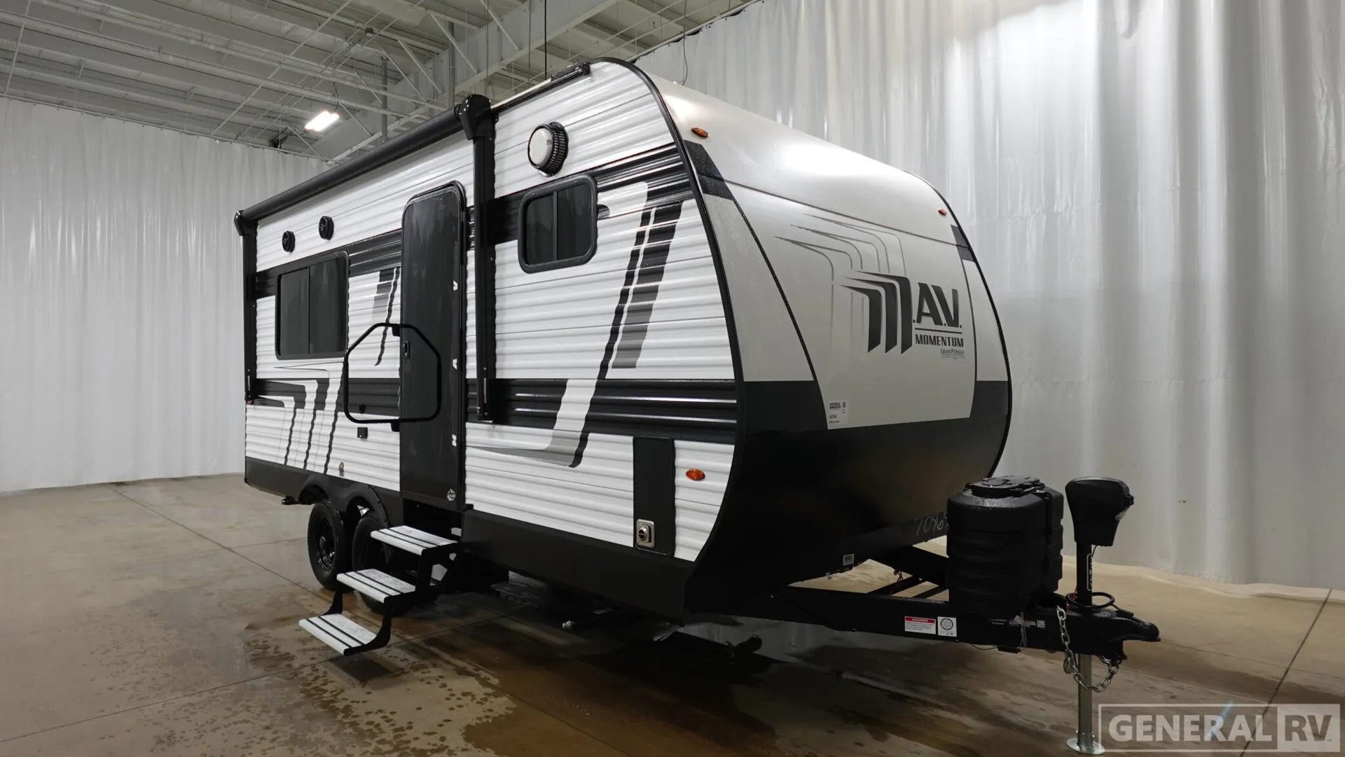 2026 Grand Design Momentum MAV 17MAV - Photo 2