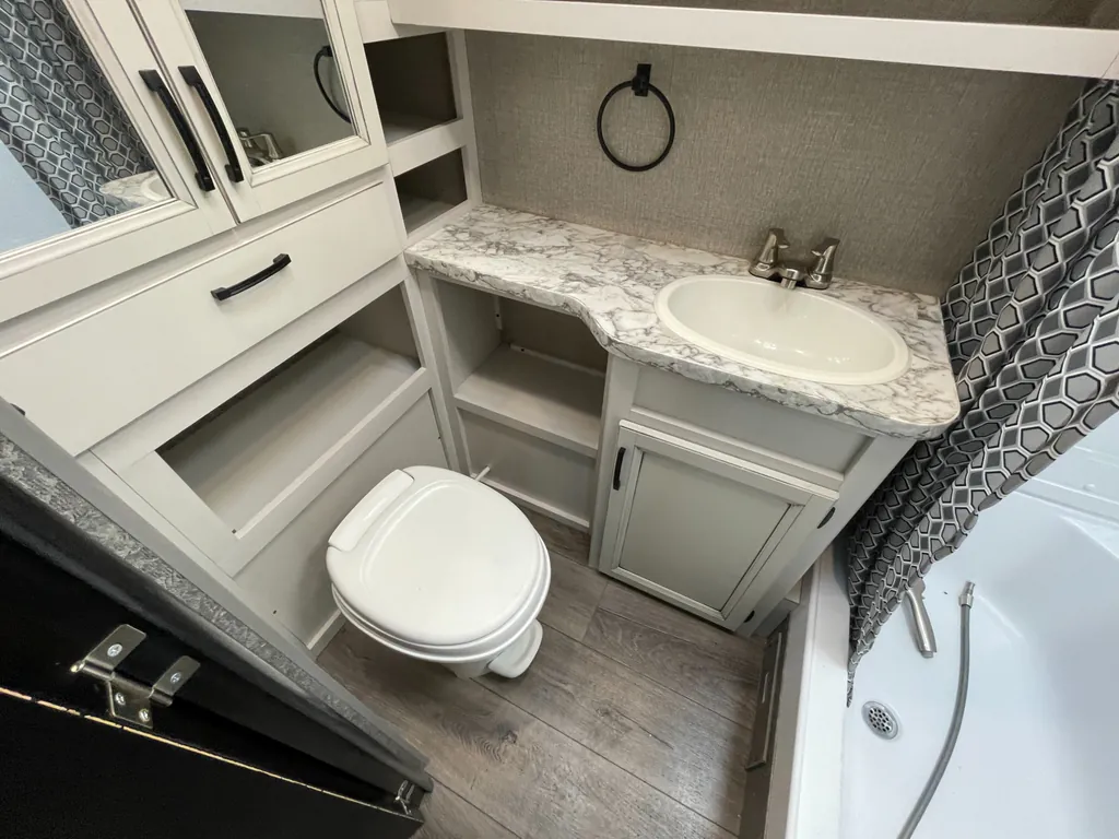 2021 Jayco Jay Feather 16RK, Photos photo 5