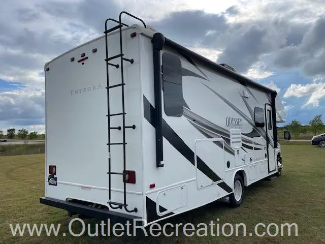 2023 Entegra Coach Odyssey 26M - Photo 3