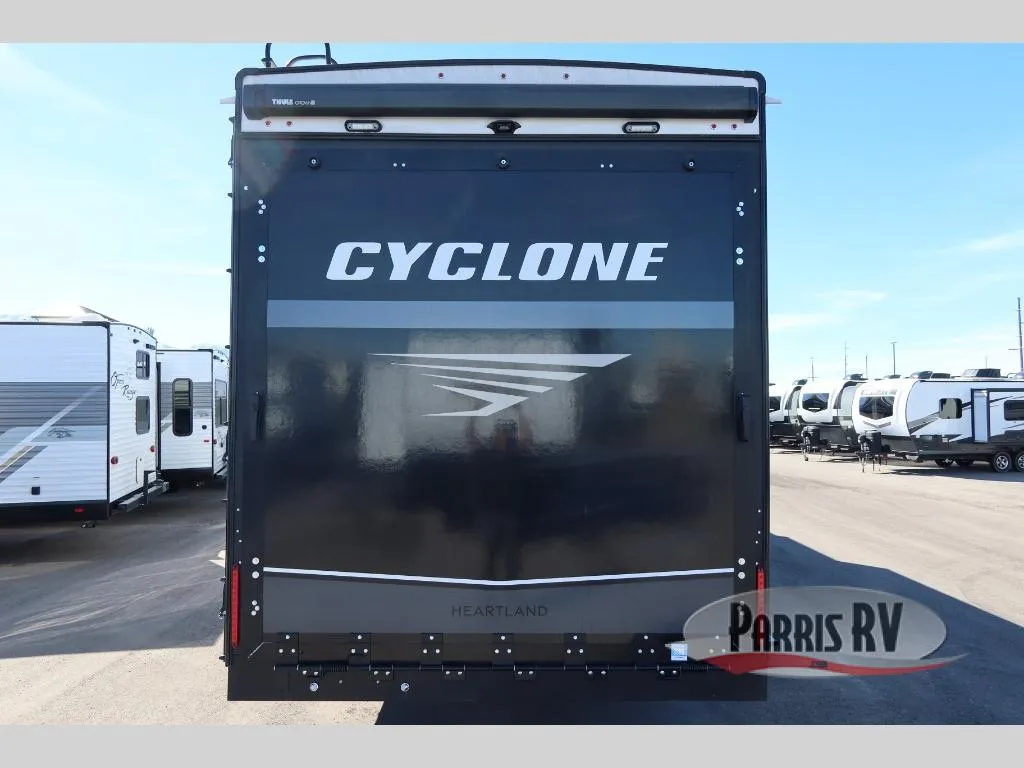 2026 Heartland Cyclone 3914 - Photo 4