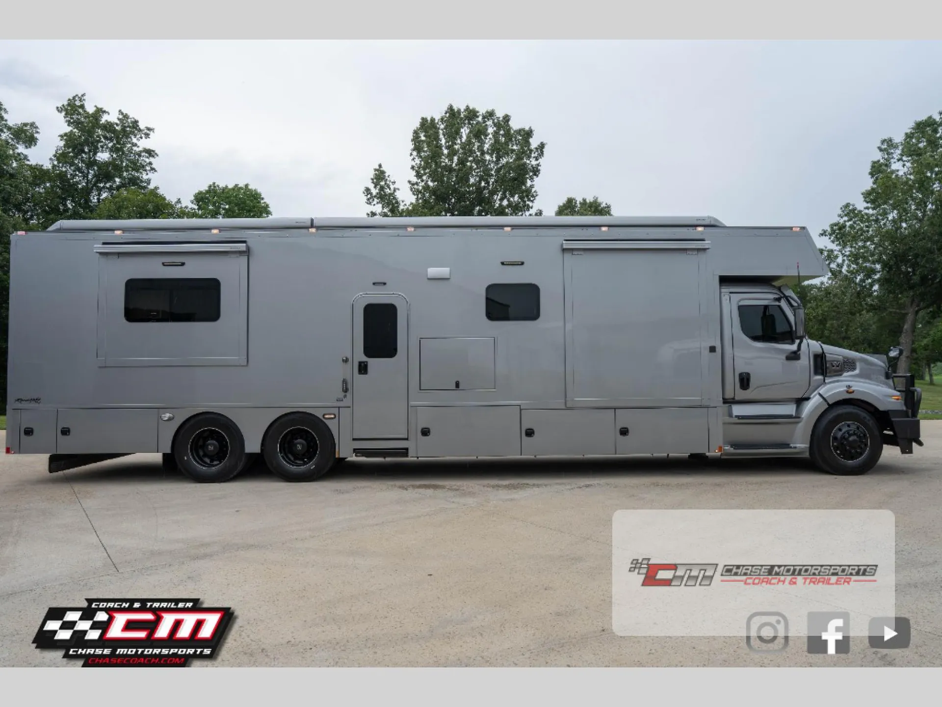 2025 Renegade RV Classic 45CME - Photo 3