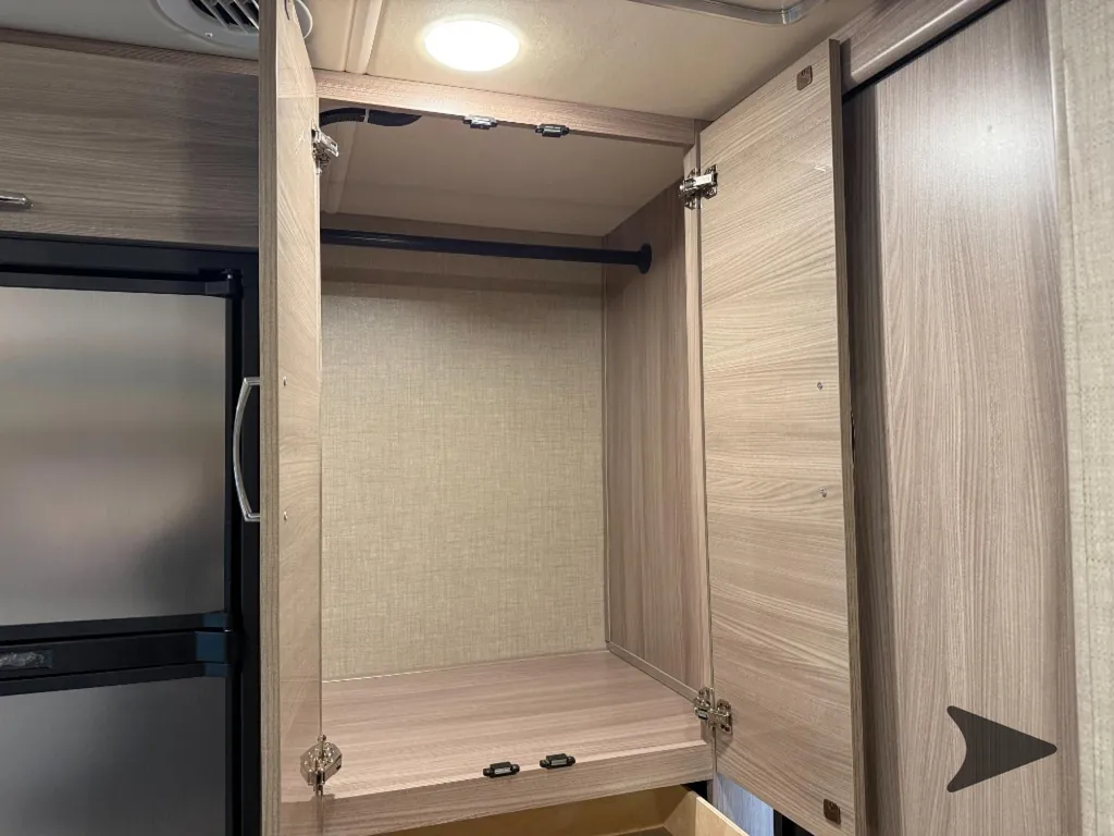 2022 Thor Motor Coach Tiburon 24FB, Photos photo 38