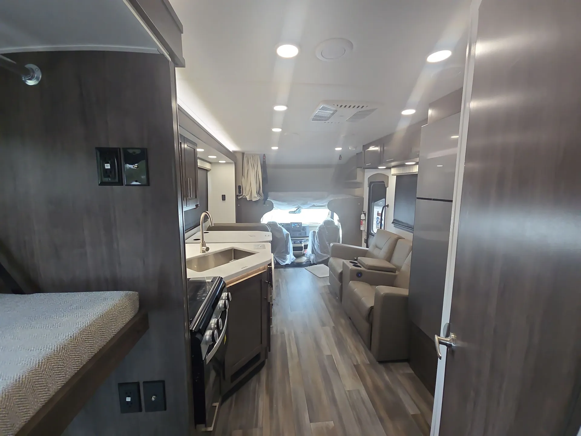 2026 Jayco Greyhawk 31F — living area main