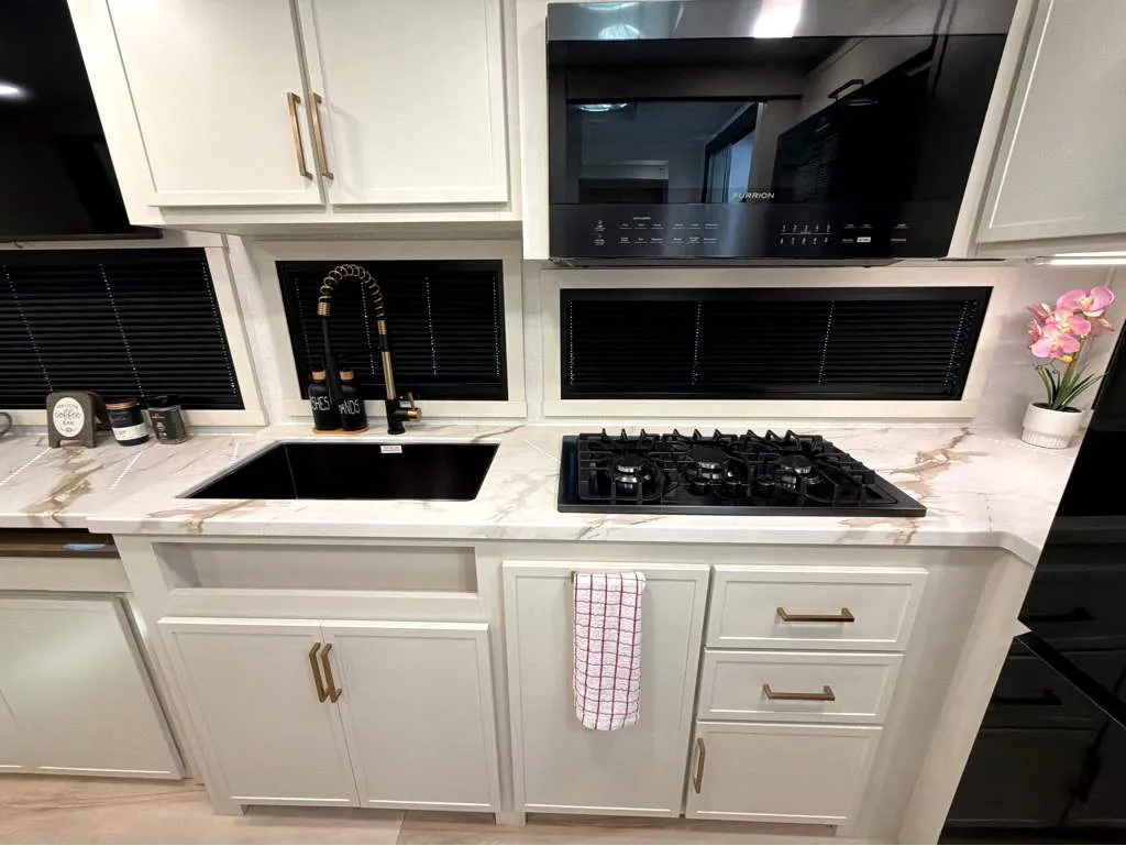2026 Brinkley Model Ix 20X, Photos photo 11