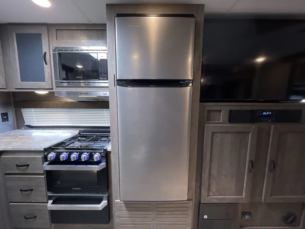 2021 Forest River Vibe 28BH, Photos photo 15