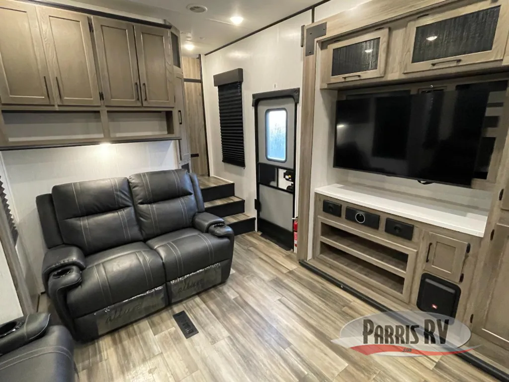 2022 Heartland Gravity 3550, Photos photo 12