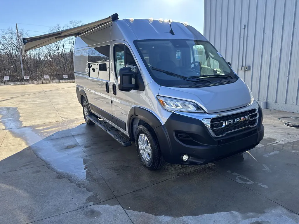 2026 Entegra Coach ARC 18C - Photo 2