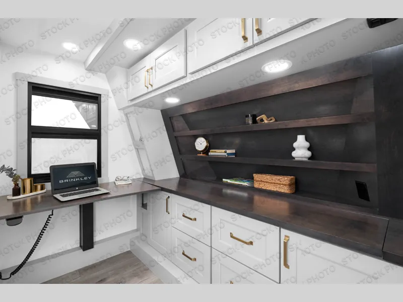 2027 Brinkley Model G 4150 - Photo 3