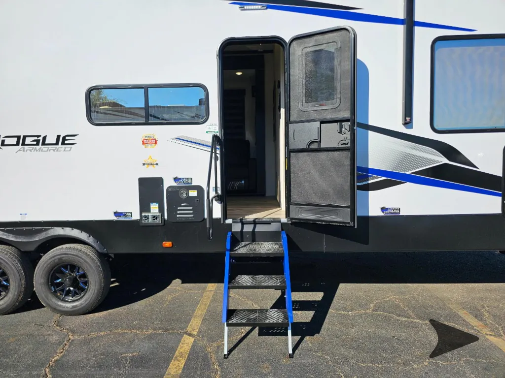 2026 Forest River Vengeance Rogue Armored 32L132, Photos photo 29