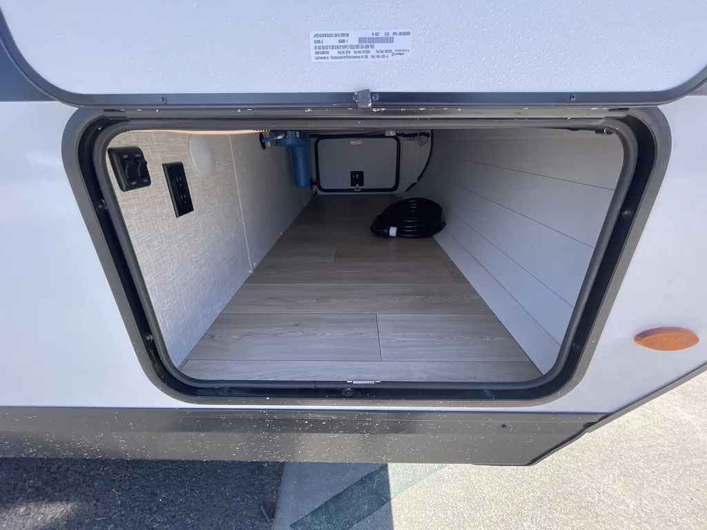 2027 Jayco Jay Feather 29BHB, Photos photo 24