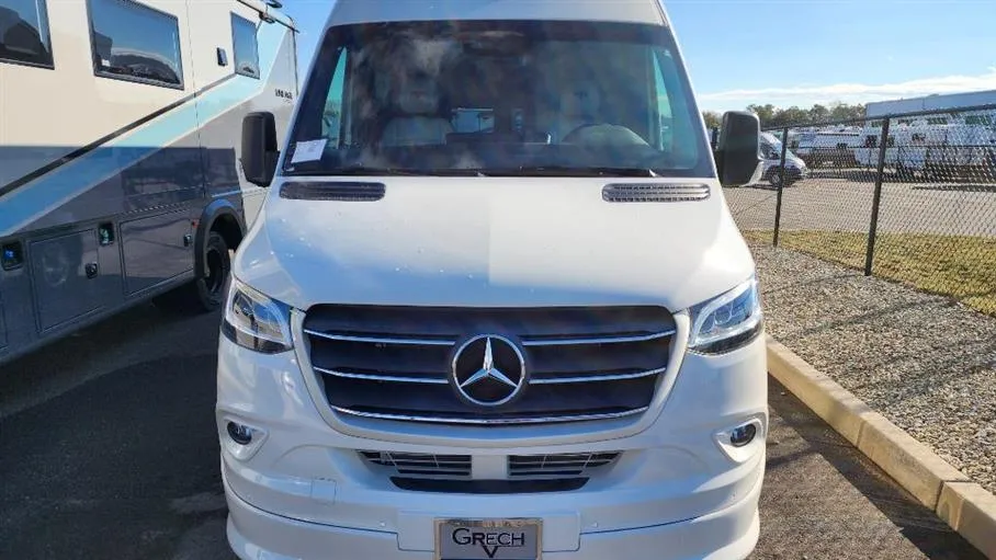 2025 Grech RV Terreno-ion AWD TWIN BED - Photo 3
