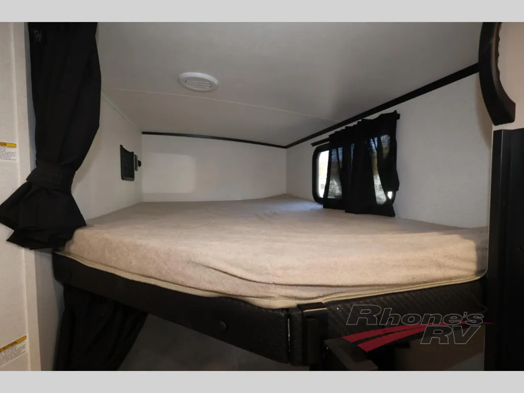 2027 Jayco Jay Feather 29BHB, Photos photo 16