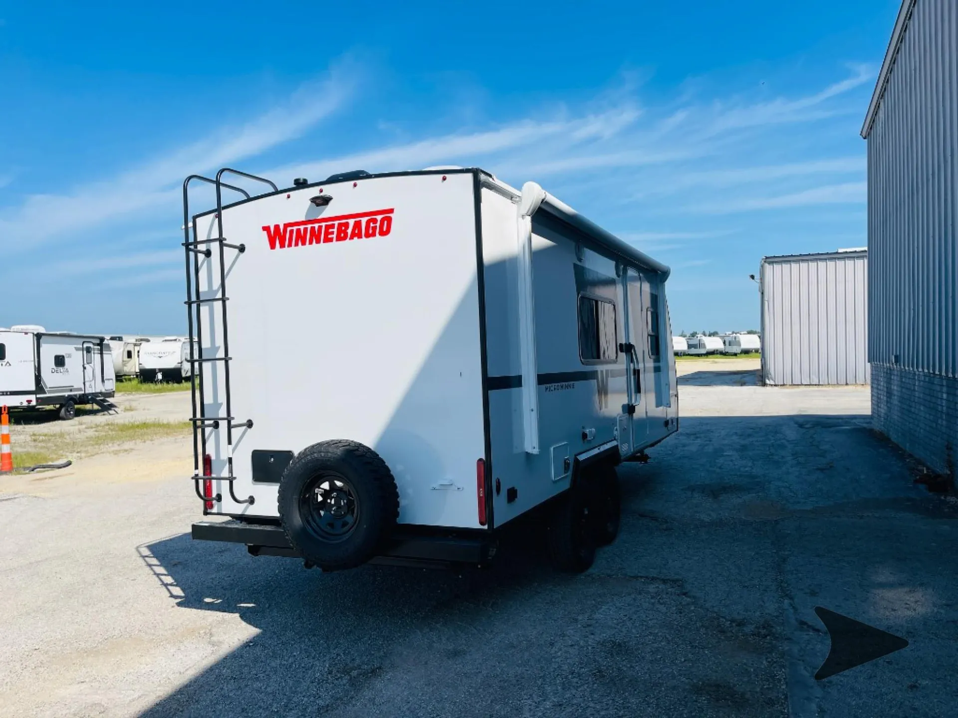 2027 Winnebago Micro Minnie 2200TBH - Photo 4