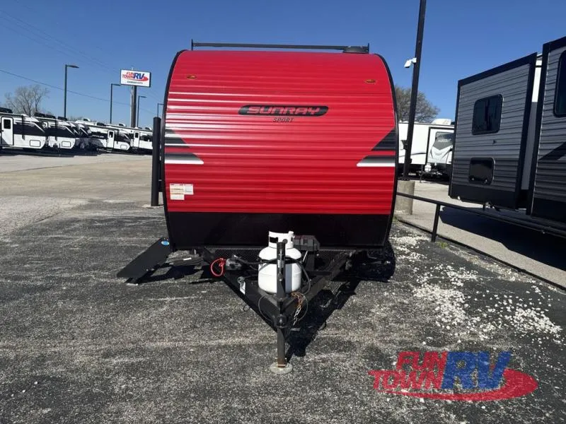 2023 Sunset Park RV SunRay 139T - Photo 3