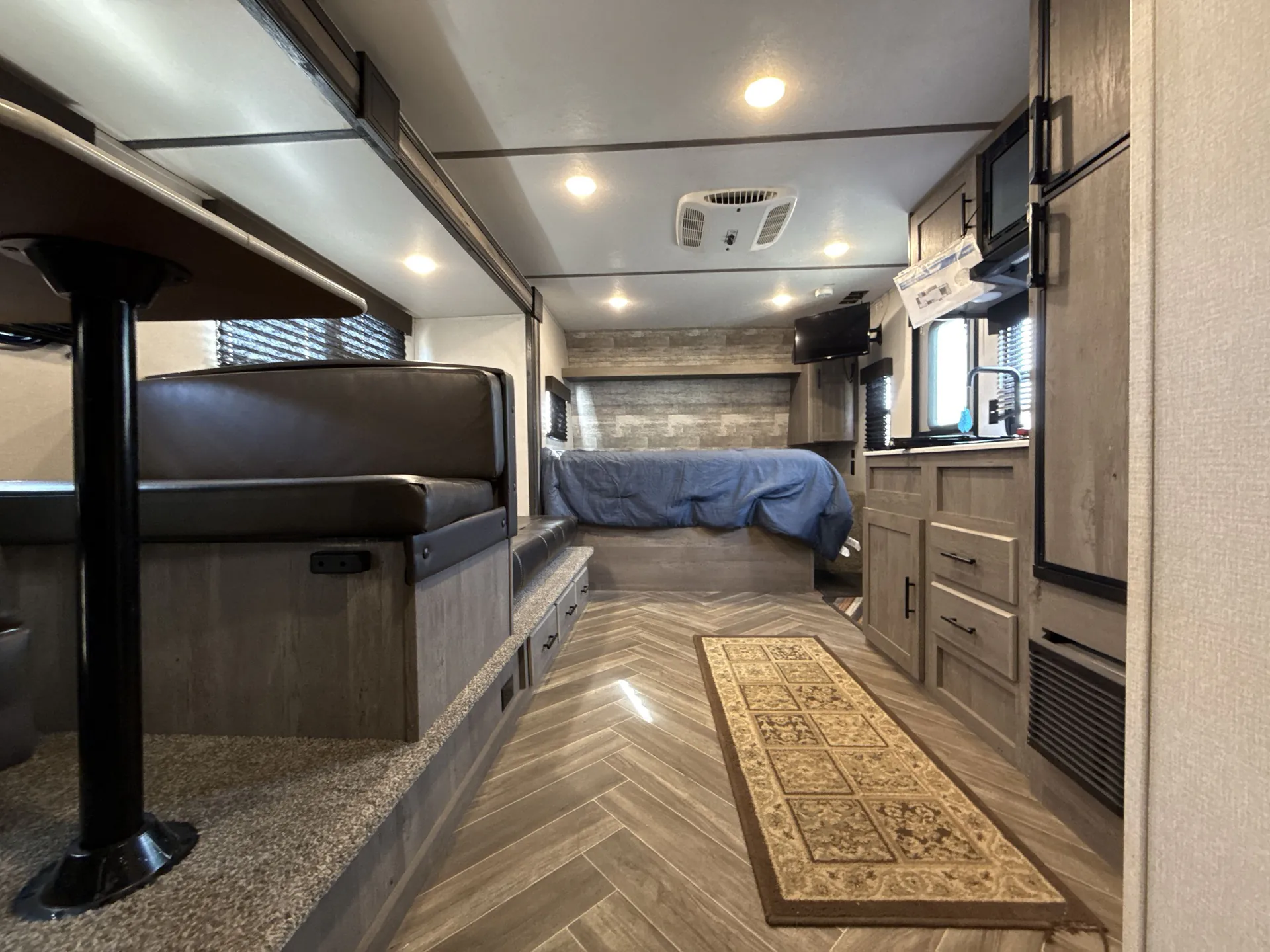 2021 Keystone Springdale 1860SS — living area main