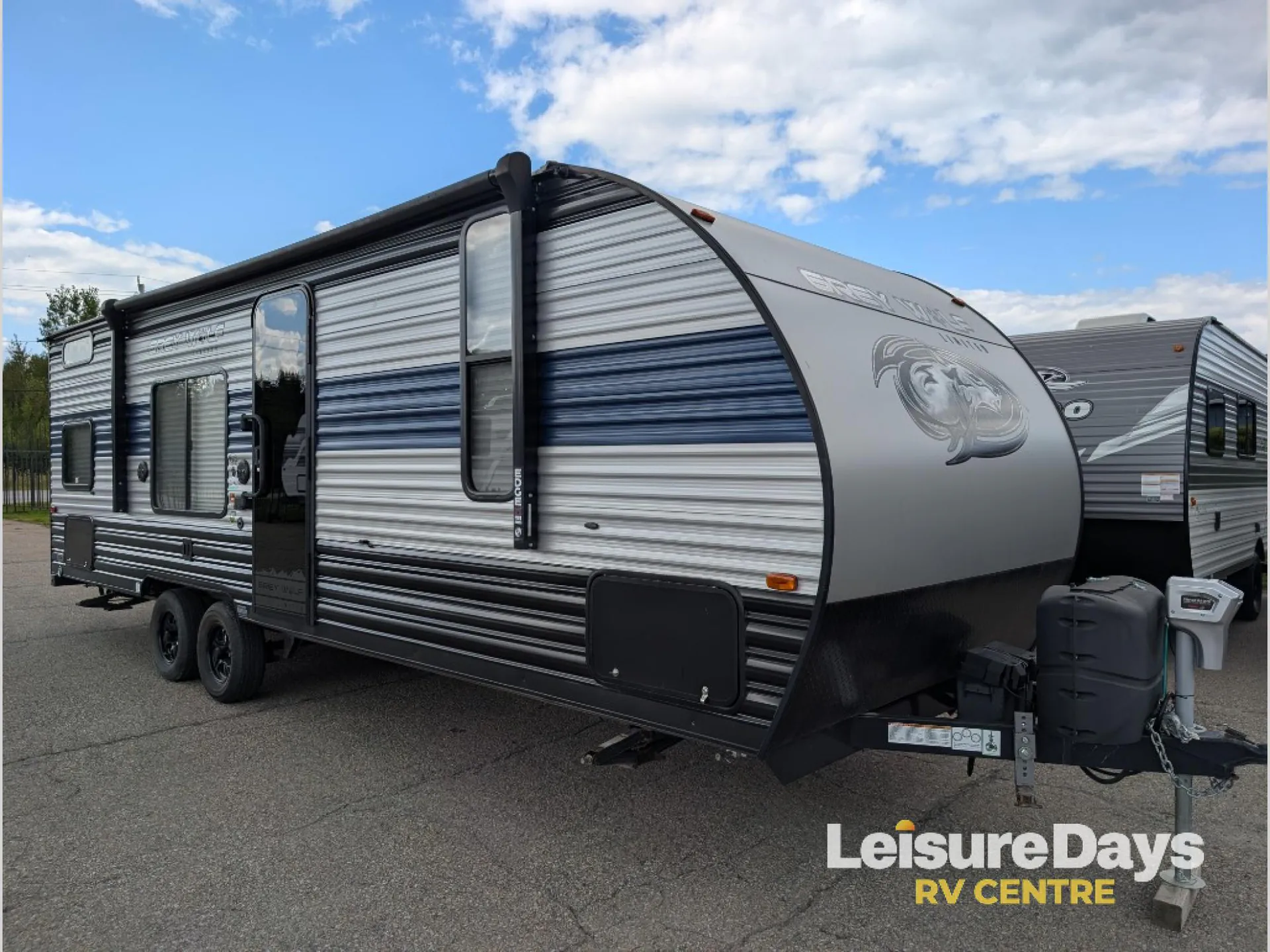 2021 Forest River Cherokee Grey Wolf 26DJSE