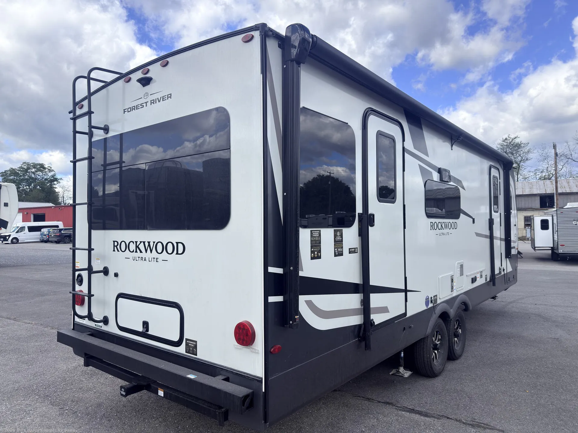 2027 Forest River Rockwood Ultra Lite 2618RD — Photo 5