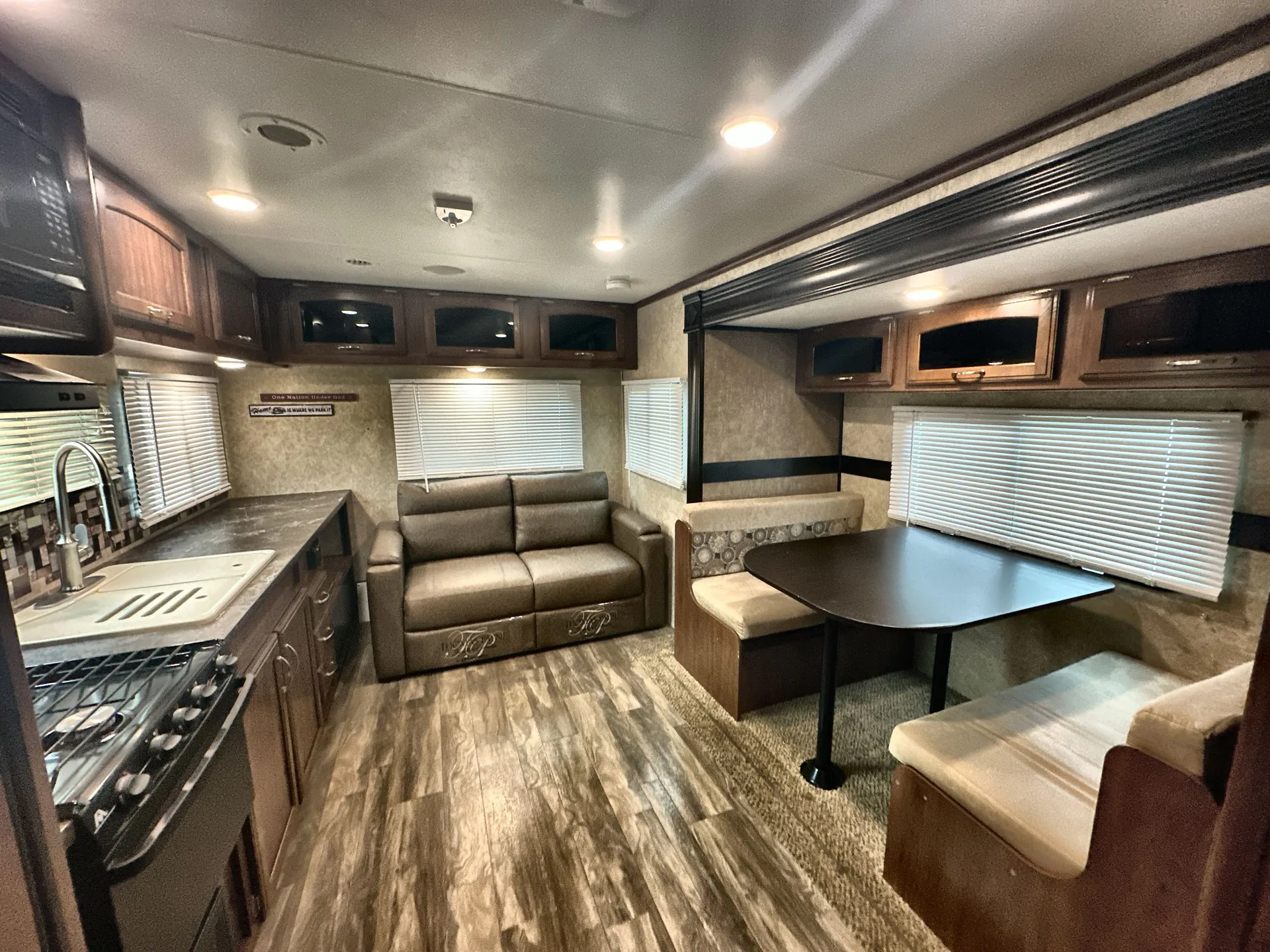 2017 Jayco Jay Feather 23RLSW — living area main