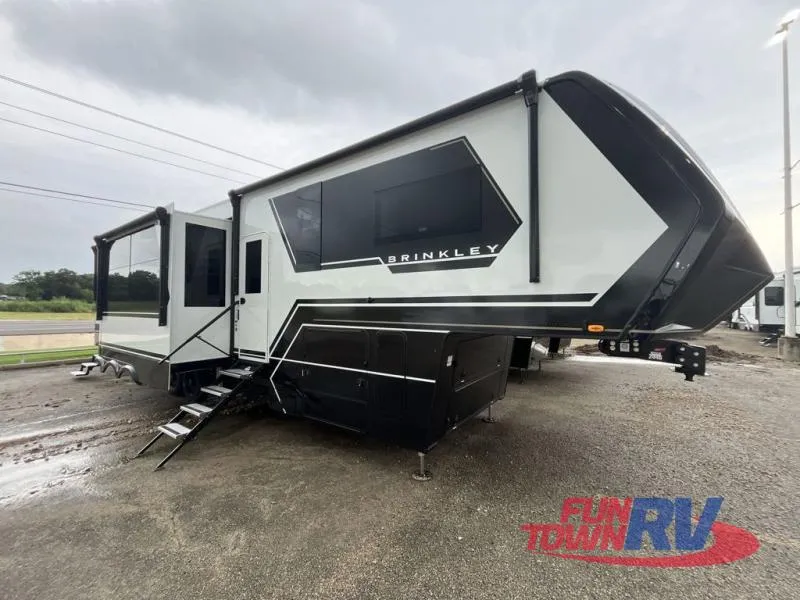 2026 Brinkley Model G 4100 - Photo 3