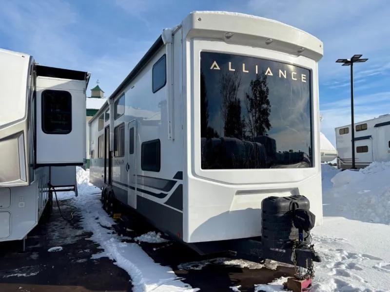 2026 Alliance RV Benchmark 44RKL - Photo 2