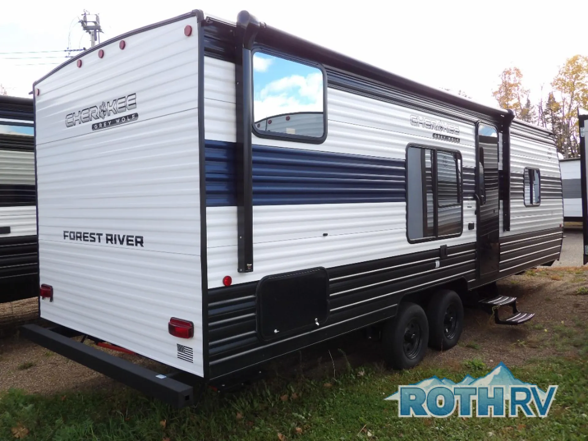 2026 Forest River Cherokee Grey Wolf 26LP - Photo 3