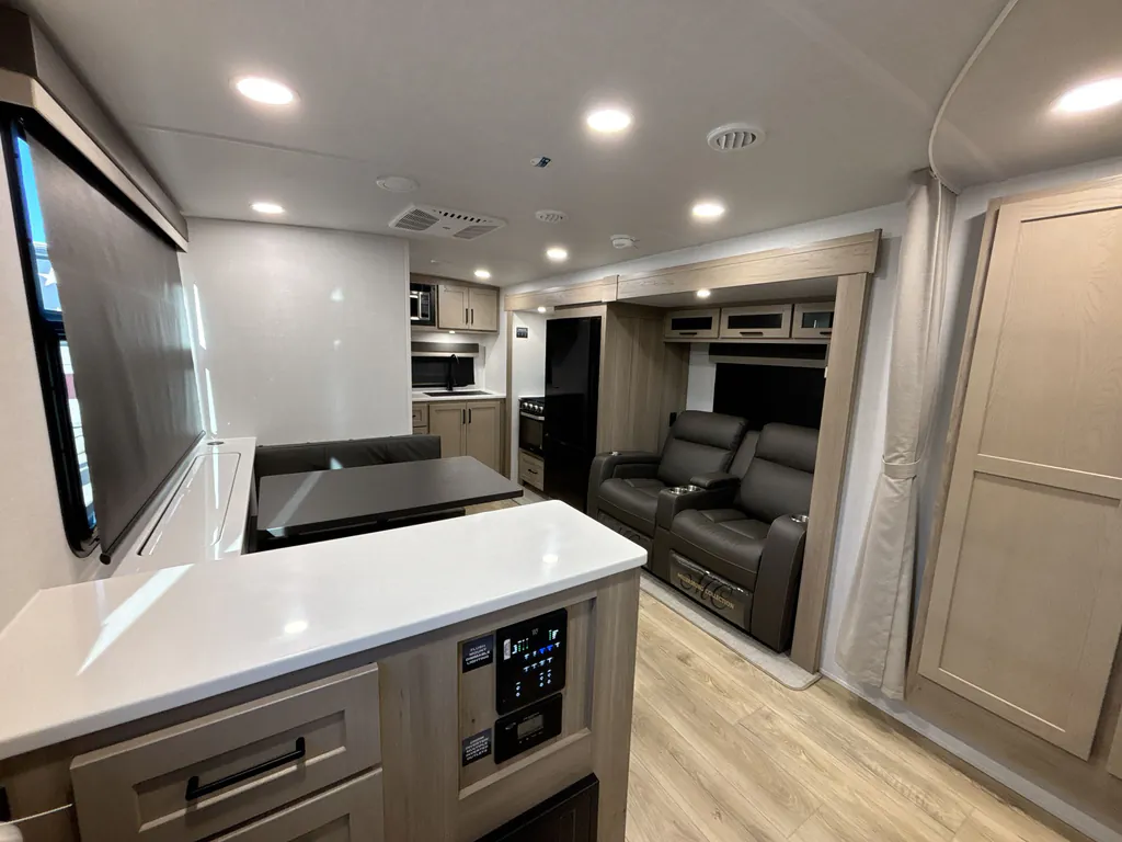 2026 Forest River Flagstaff Micro Lite 25FBD, Photos photo 3