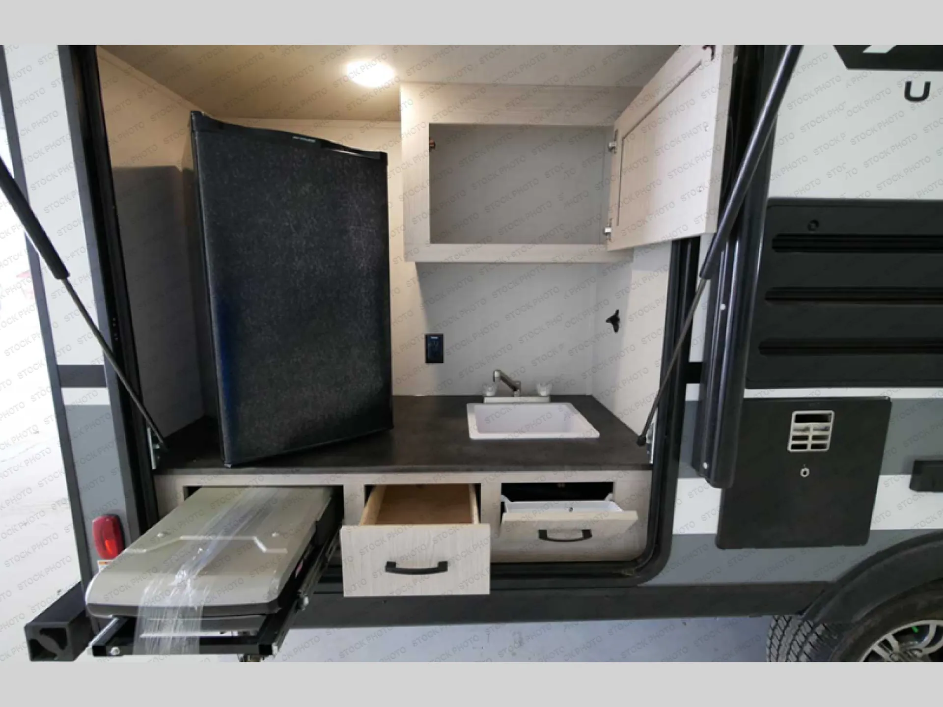 2022 Coachmen Apex Ultra-Lite 215RBK - Photo 3