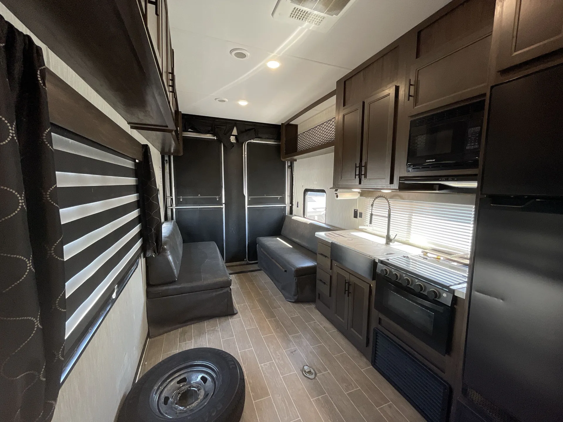 2020 Forest River Cherokee 255RR — living area main