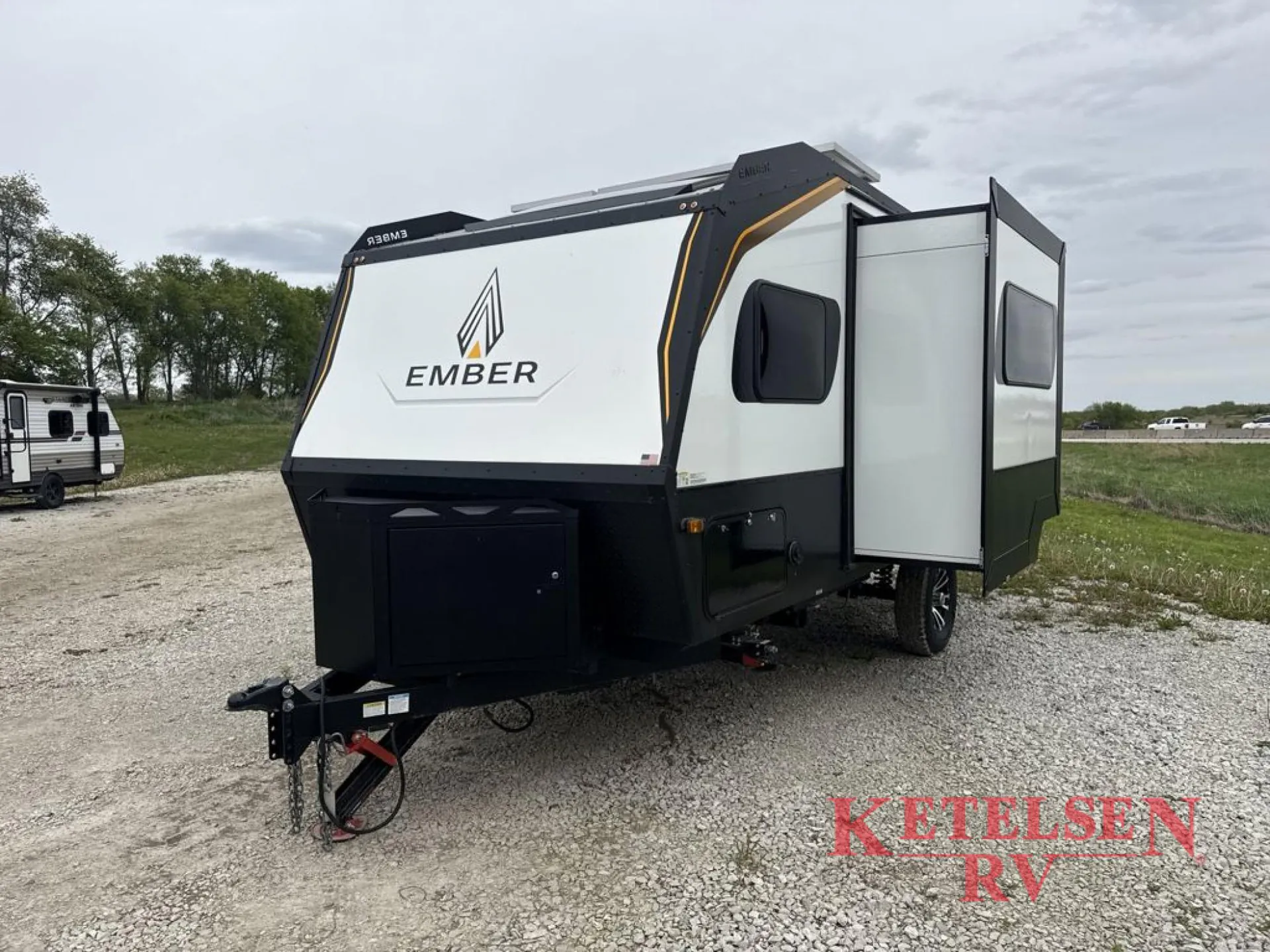 2024 Ember RV Overland Series 191MSL - Photo 4