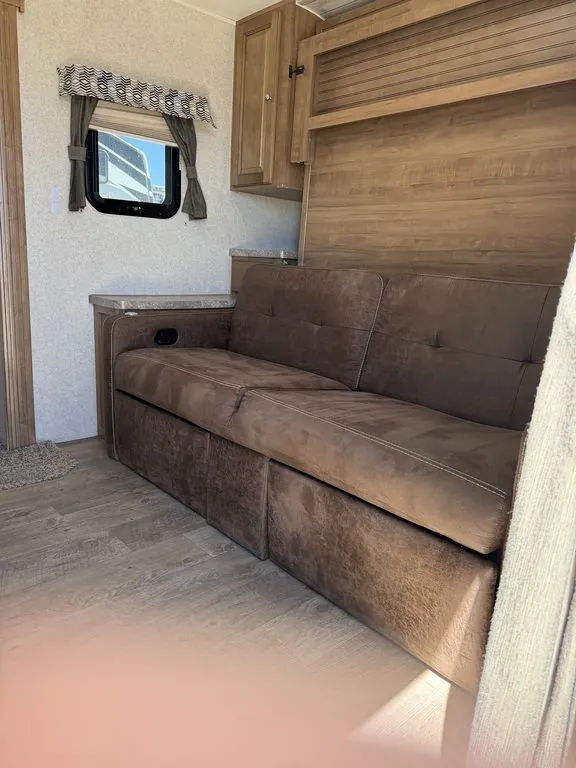 2018 Forest River Rockwood Mini Lite 2507S, Photos photo 8