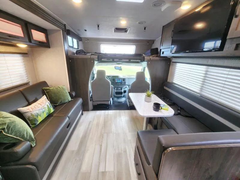 2023 Coachmen Leprechaun 298KB - Photo 4